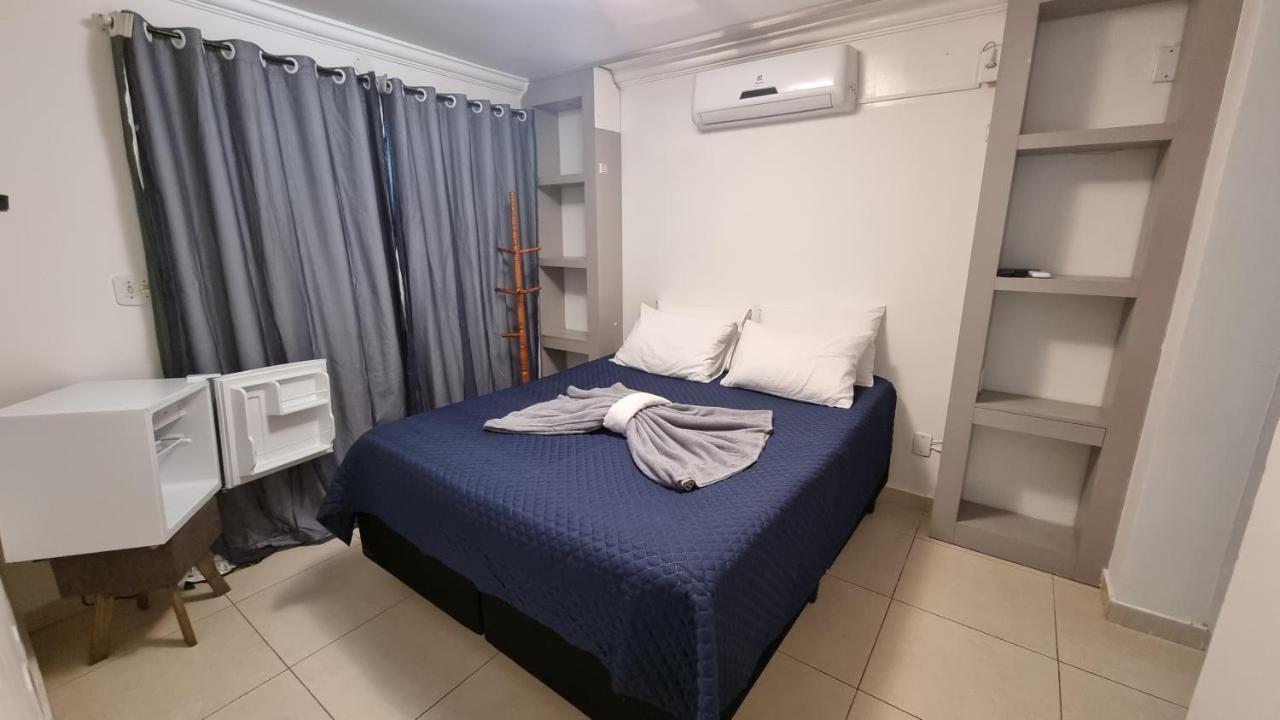 Zenit Hostel Da Cris Кабу-Фриу Номер фото