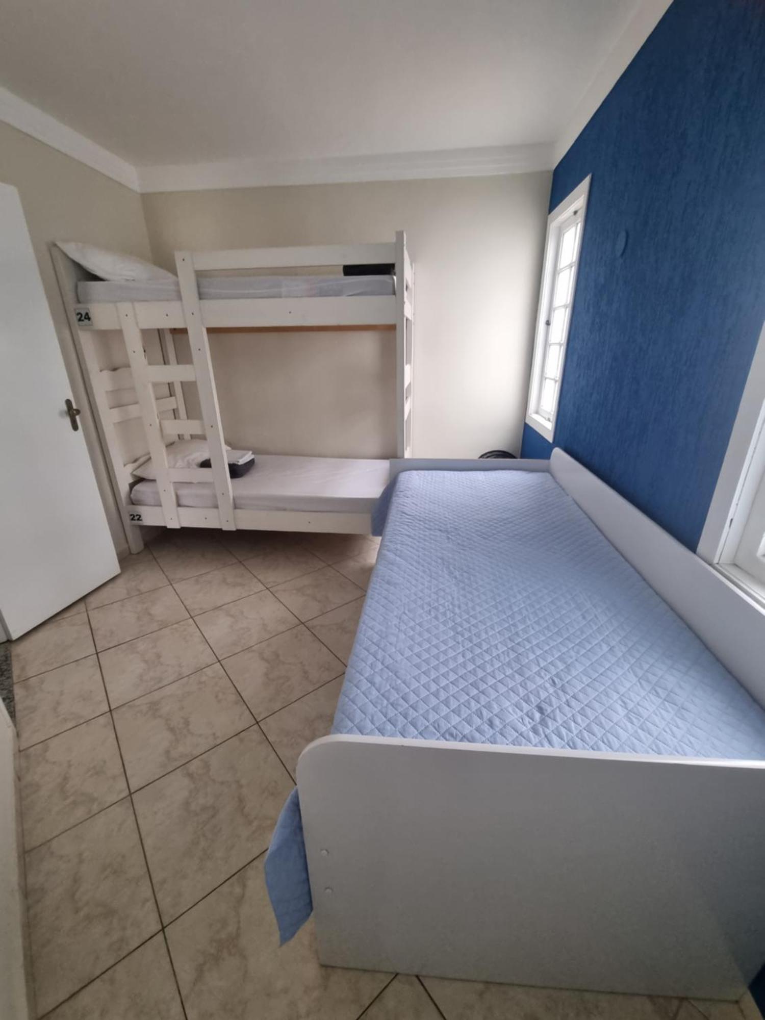 Zenit Hostel Da Cris Кабу-Фриу Экстерьер фото